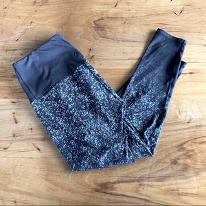 High Waisted Praha Leggings